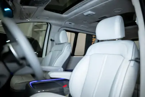 Hyundai Staria, I 2023 — миниатюра 6