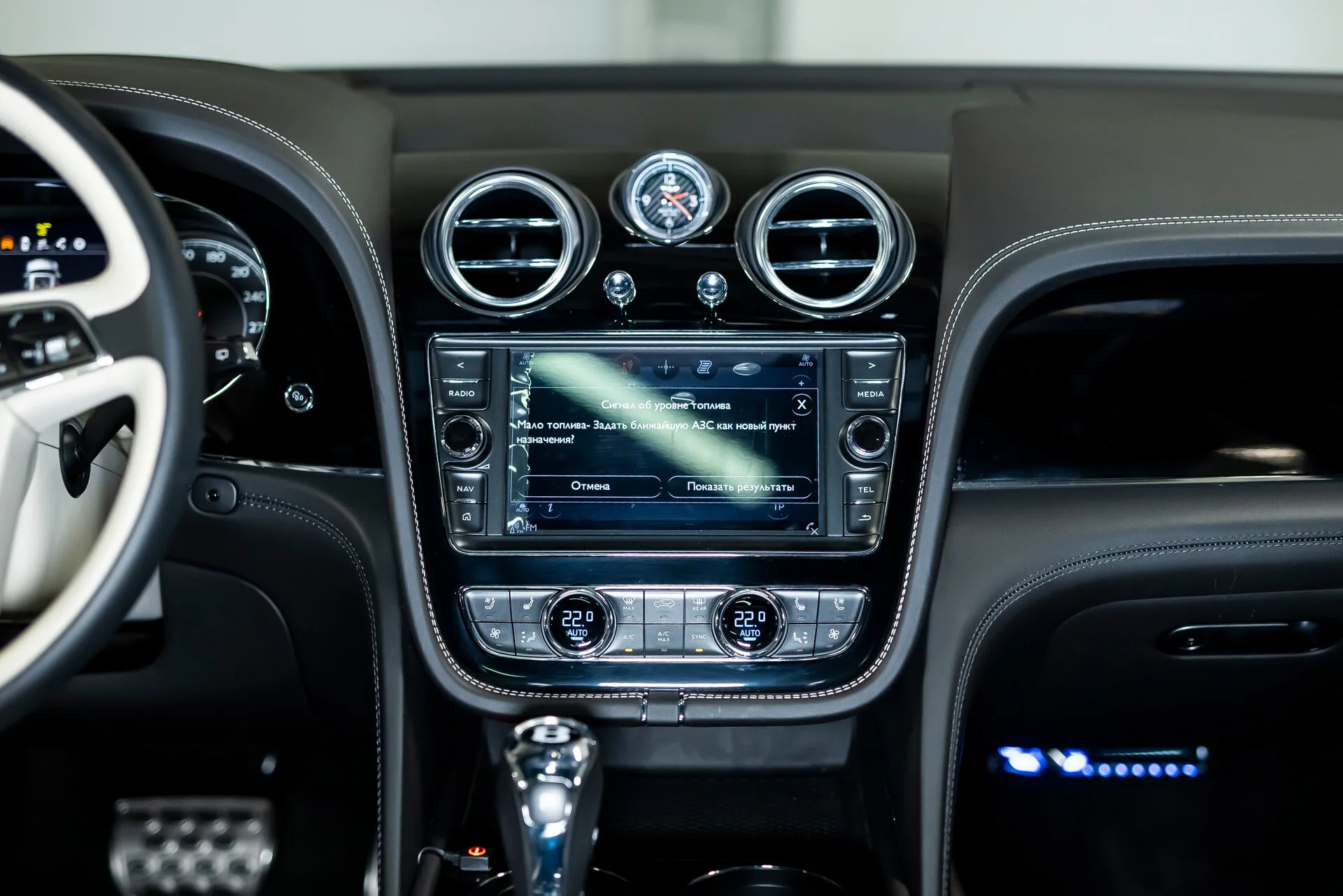 Bentley Bentayga, I 2020 фото 7