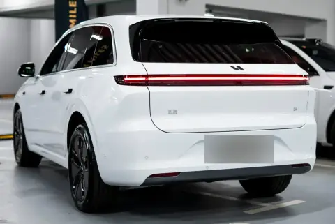 Li Auto L6, I 2024 — миниатюра 8