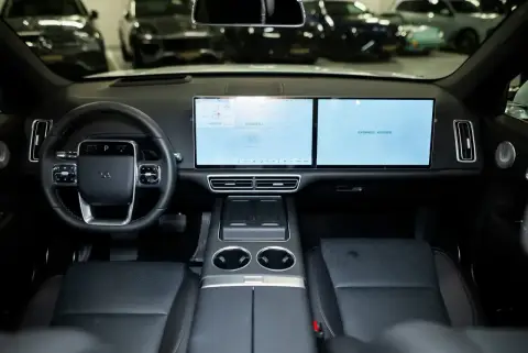 Li Auto L6, I 2024 — миниатюра 9