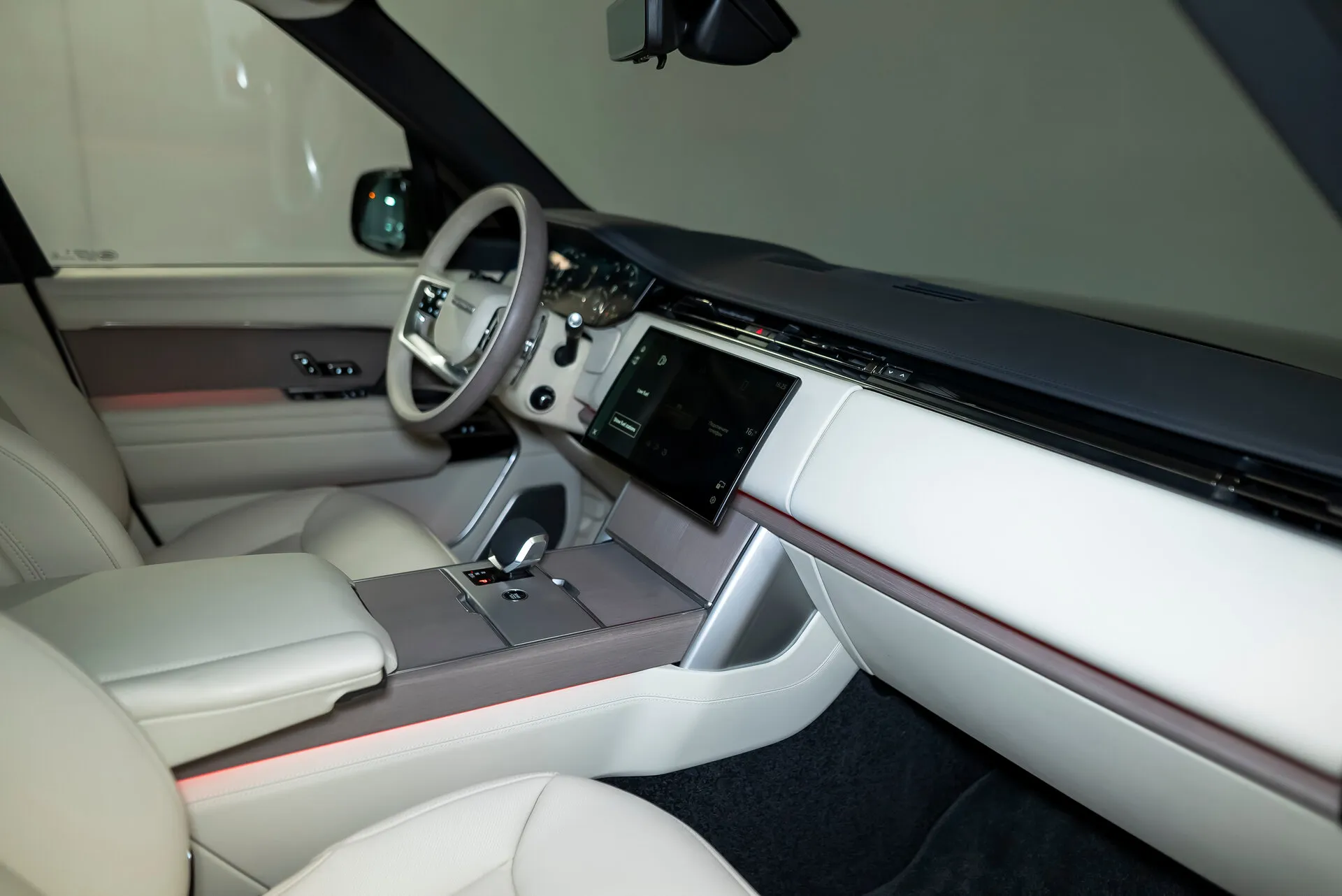 Land Rover Range Rover, V 2025 фото 9