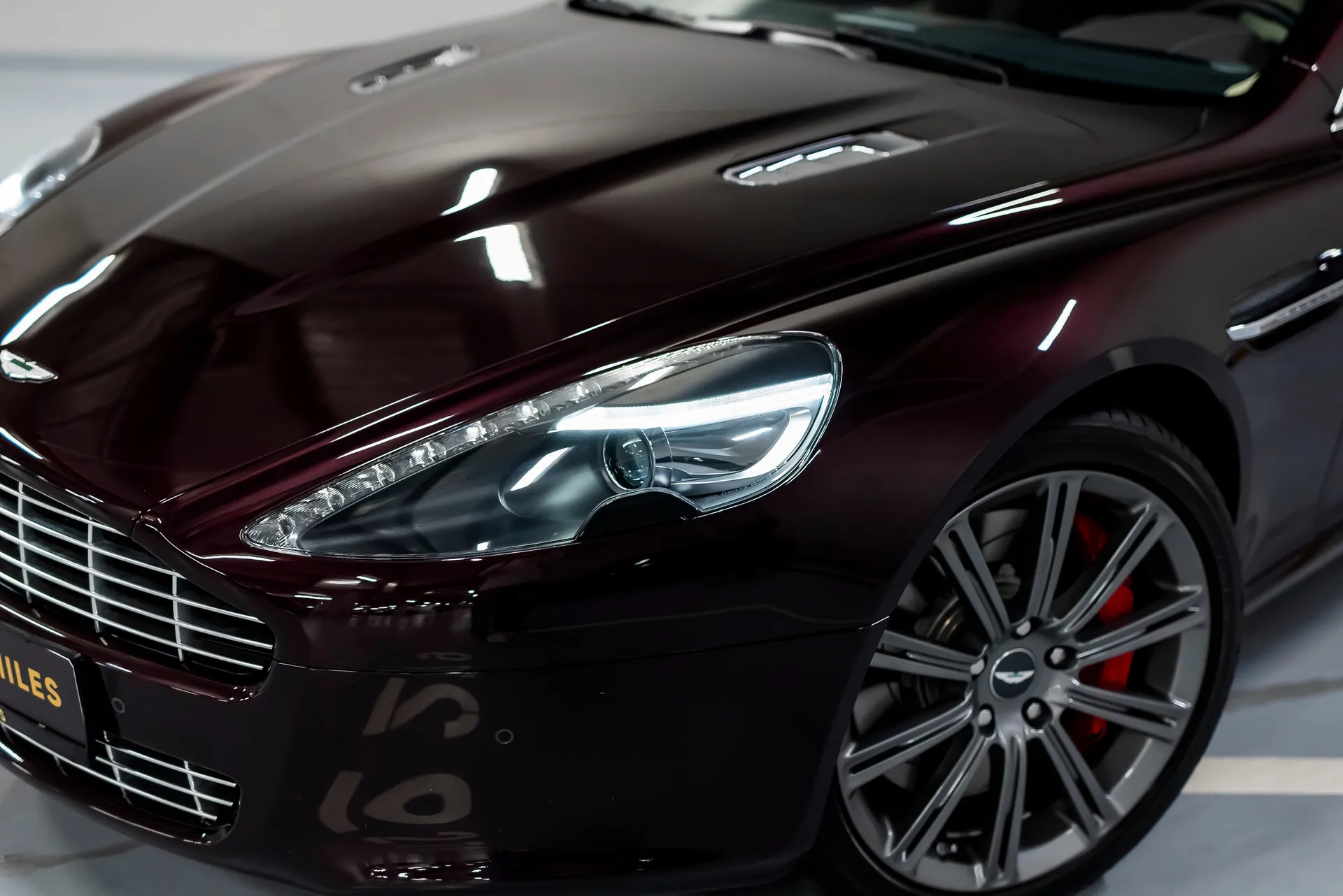 Aston Martin Rapide, I 2012 фото 3