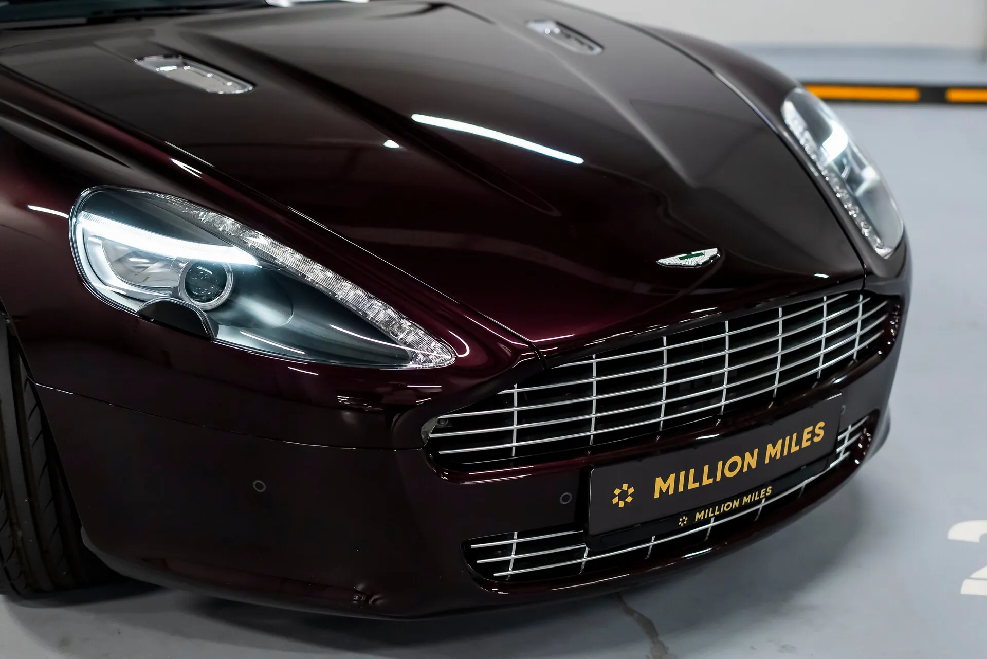 Aston Martin Rapide, I 2012 фото 4