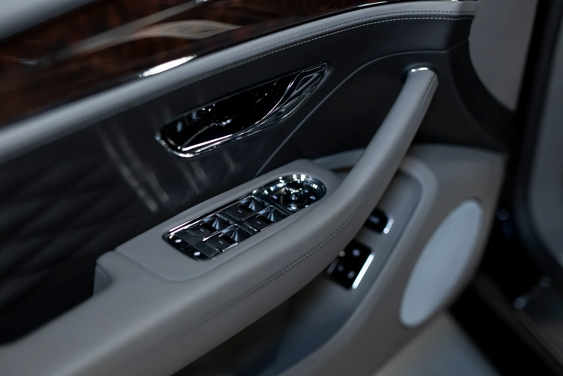 Bentley Flying Spur, Iii 2020 фото 2