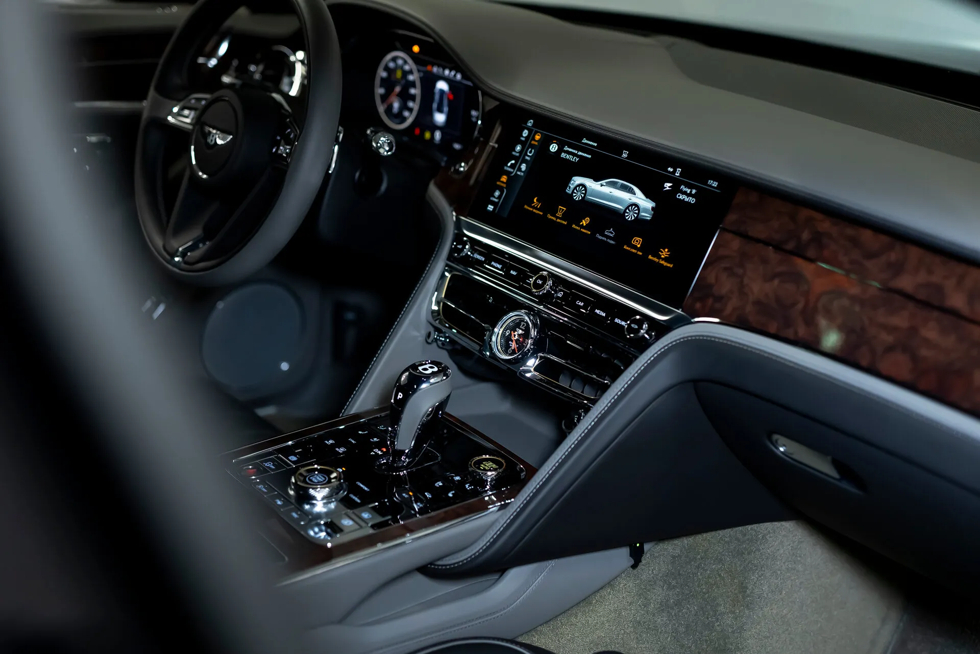 Bentley Flying Spur, Iii 2020 фото 4