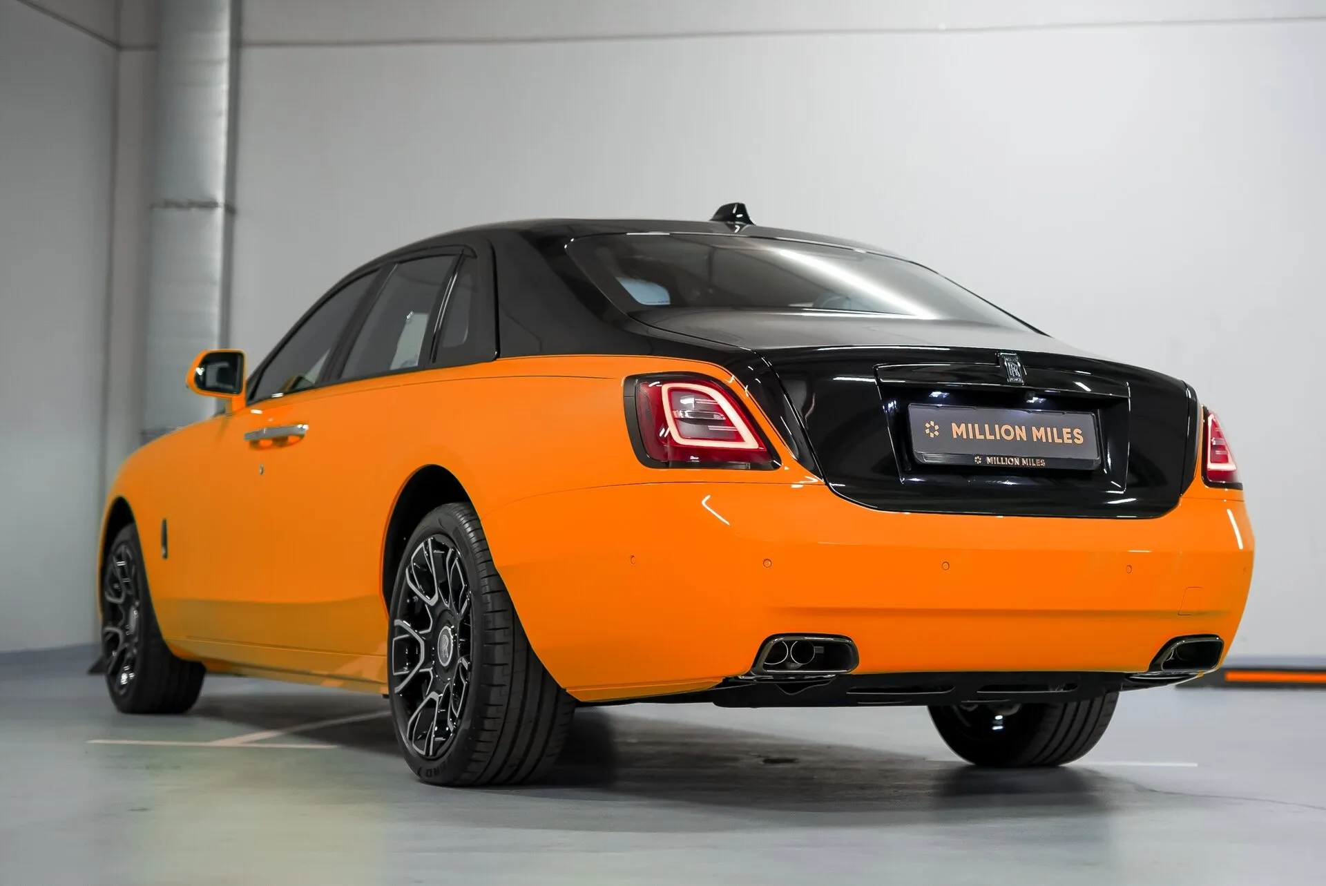 Rolls-Royce Ghost Black Badge, Ii 2024 фото 2