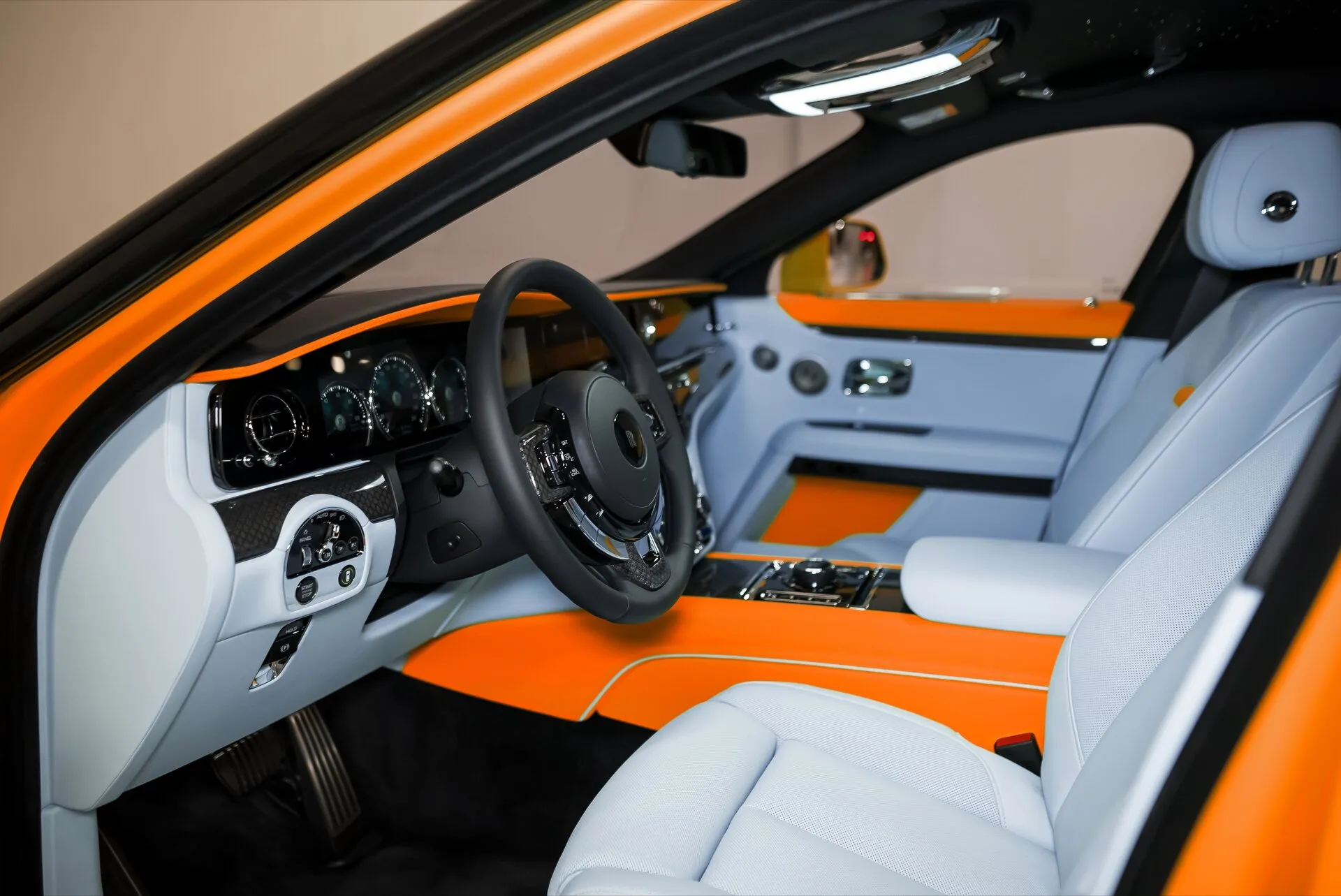 Rolls-Royce Ghost Black Badge, Ii 2024 фото 4