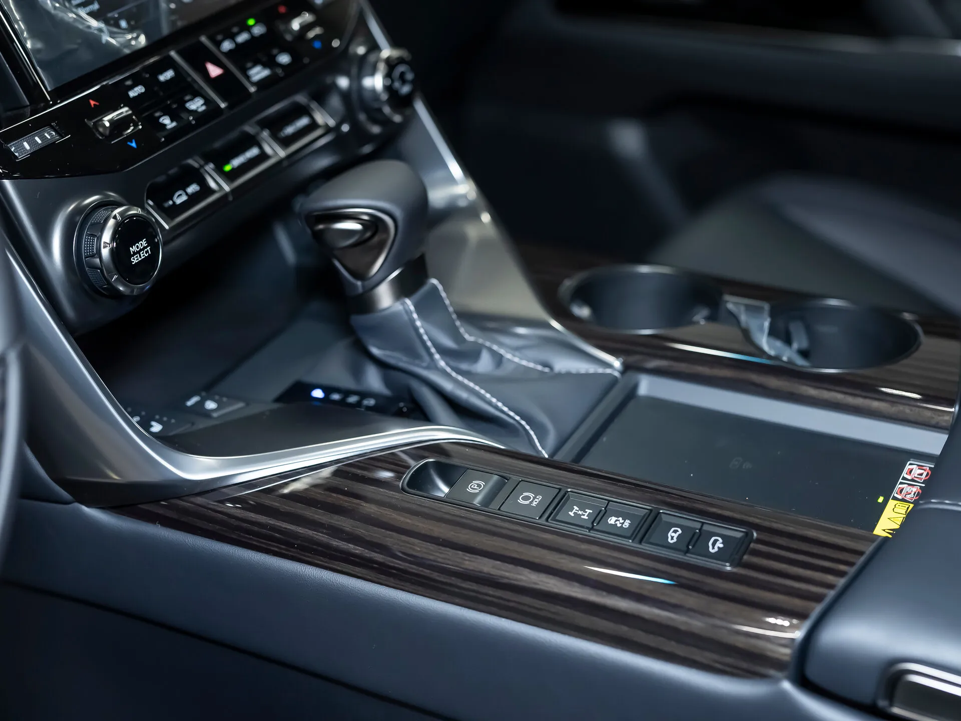 Lexus LX 600, Iv 2024 фото 4