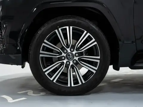 Lexus LX 600, Iv 2024 — миниатюра 5