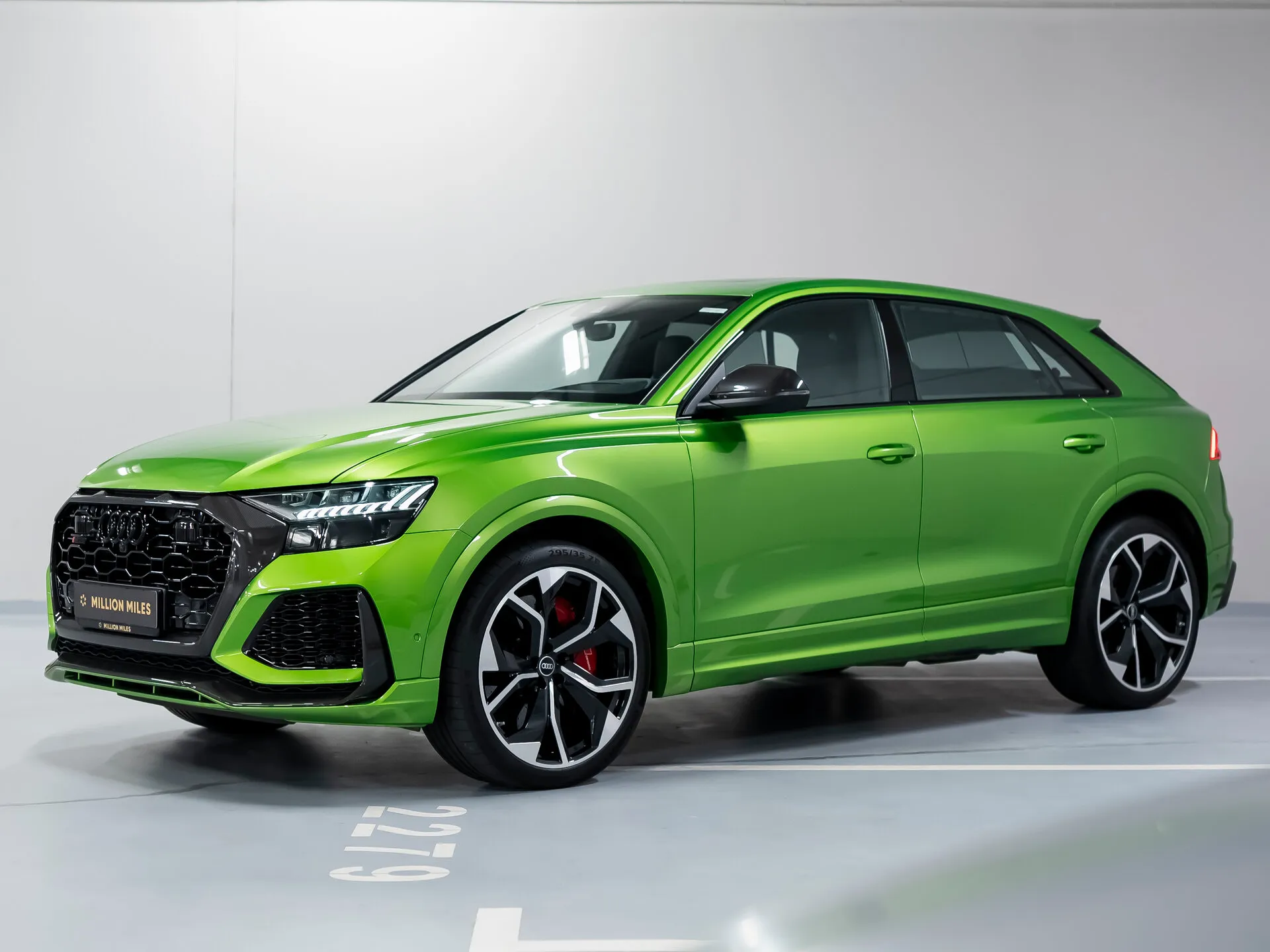 Audi RS Q8, I 2021 фото 9