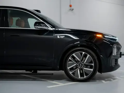 Li Auto L9, I Рестайлинг 2024 — миниатюра 8