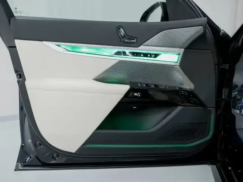 BMW I7, I (G70) 2022 — миниатюра 7