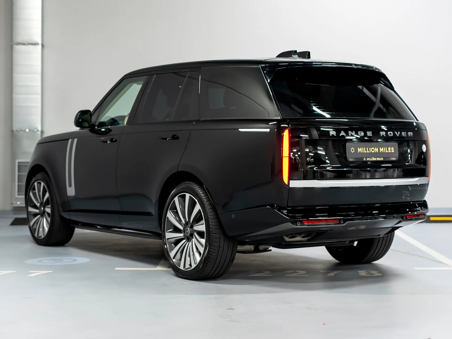 Land Rover Range Rover, V 2023 фото 6