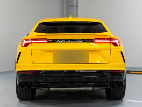 Lamborghini Urus, I 2022 — миниатюра 5