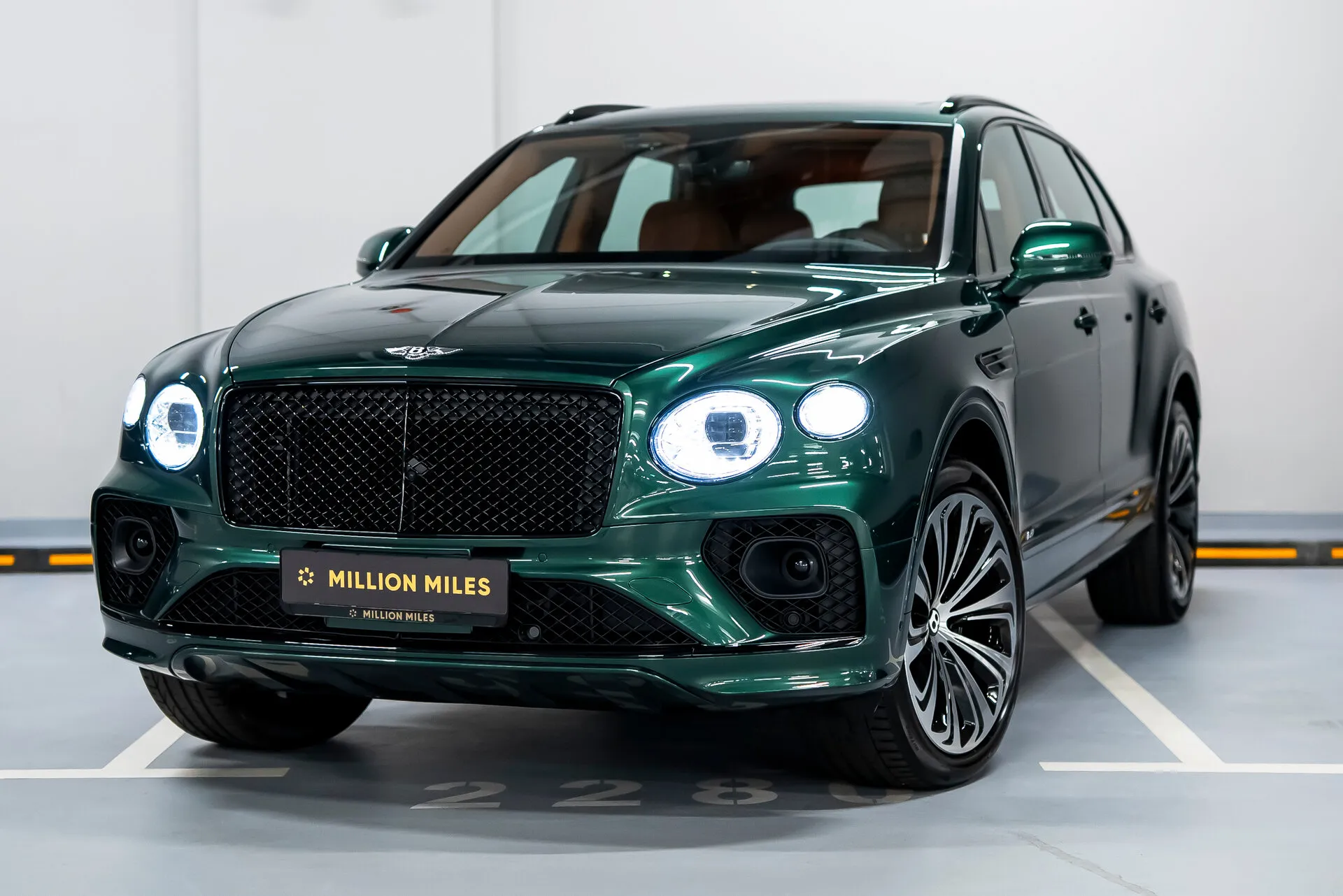 Bentley Bentayga, I Рестайлинг 2021 фото 9