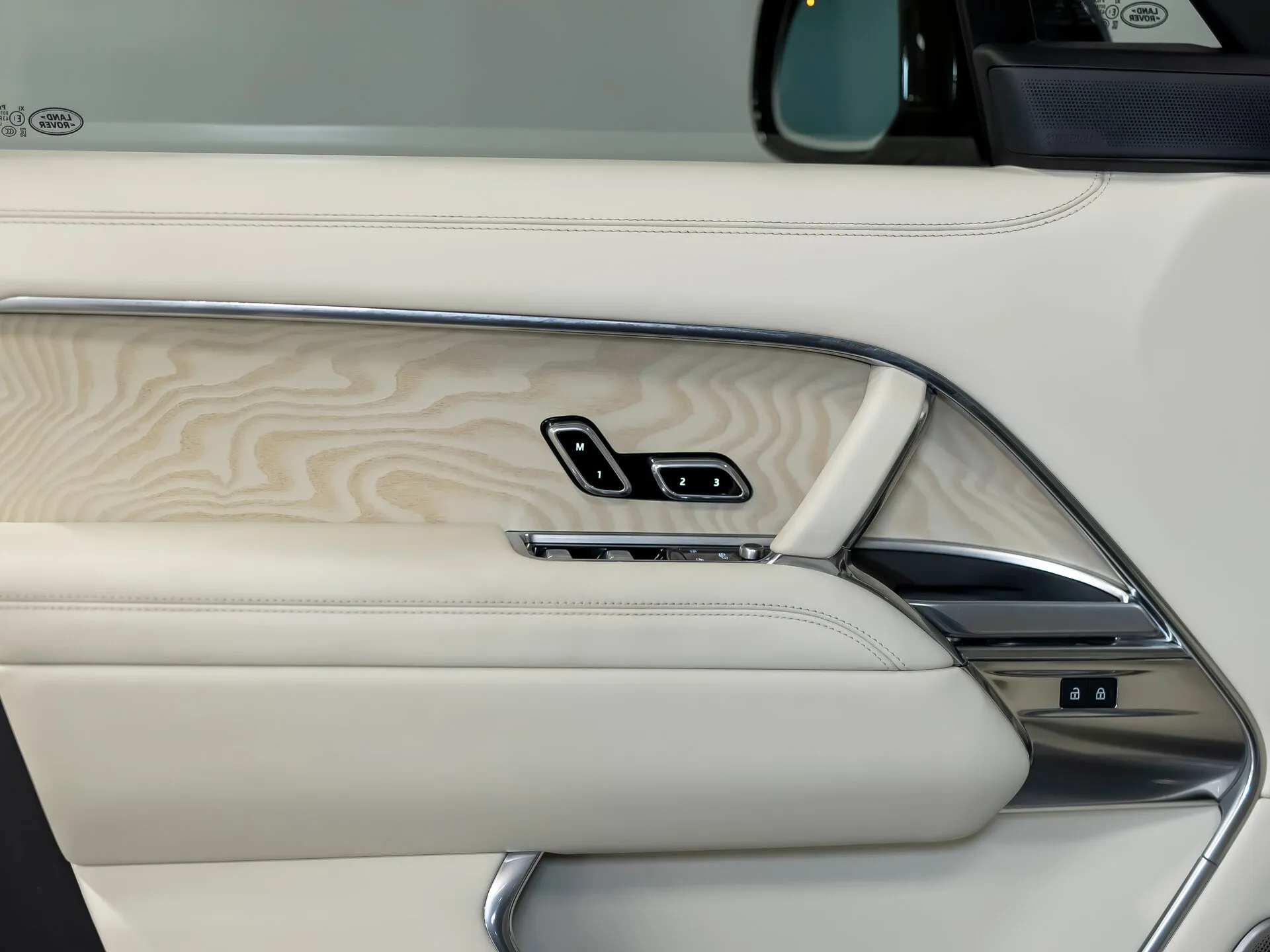 Land Rover Range Rover, V 2023 фото 8