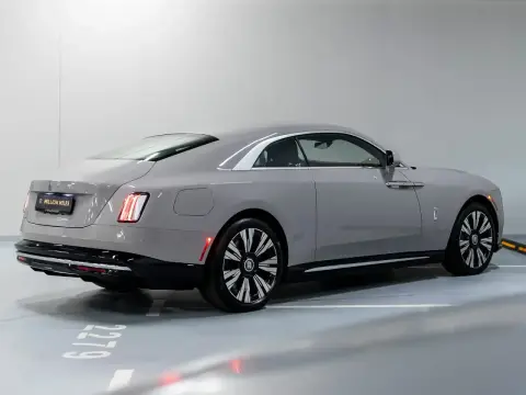 Rolls-Royce Spectre, I 2024 — миниатюра 2