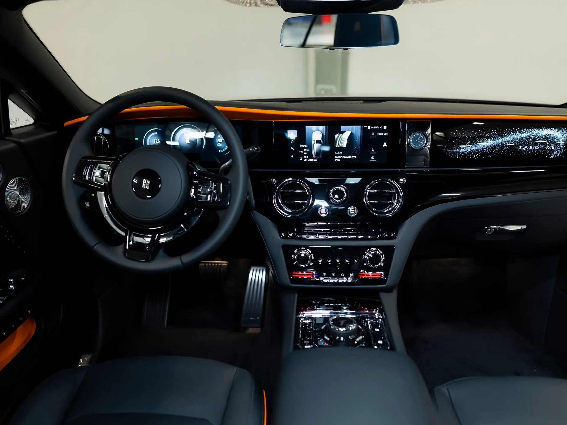 Rolls-Royce Spectre, I 2024 фото 3