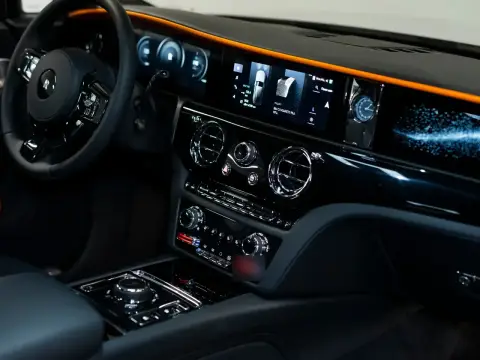 Rolls-Royce Spectre, I 2024 — миниатюра 4