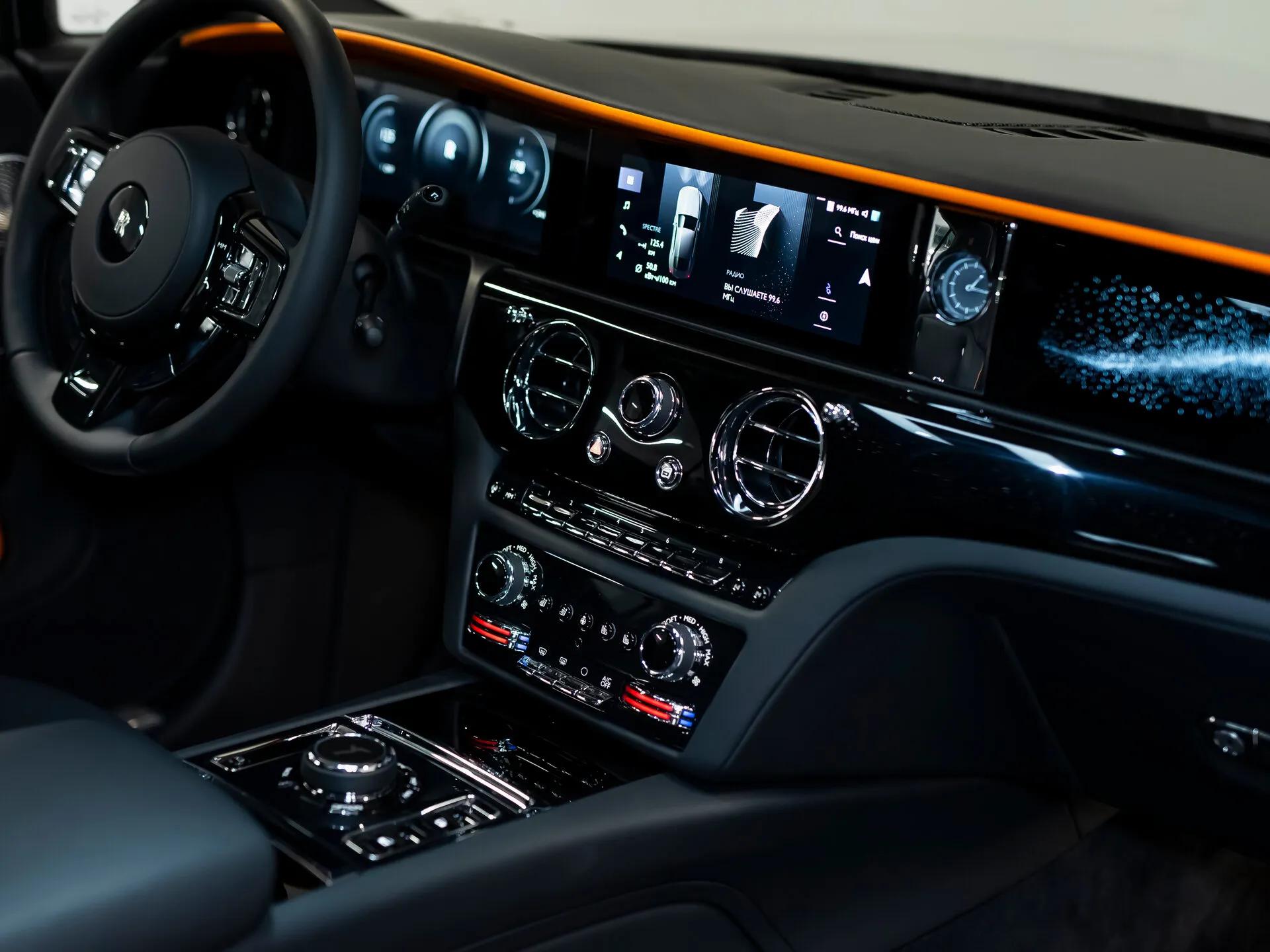 Rolls-Royce Spectre, I 2024 фото 4