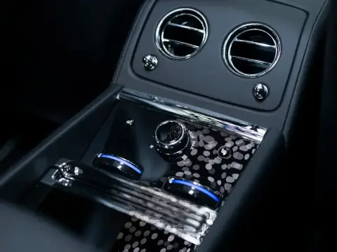 Rolls-Royce Spectre, I 2024 — миниатюра 7