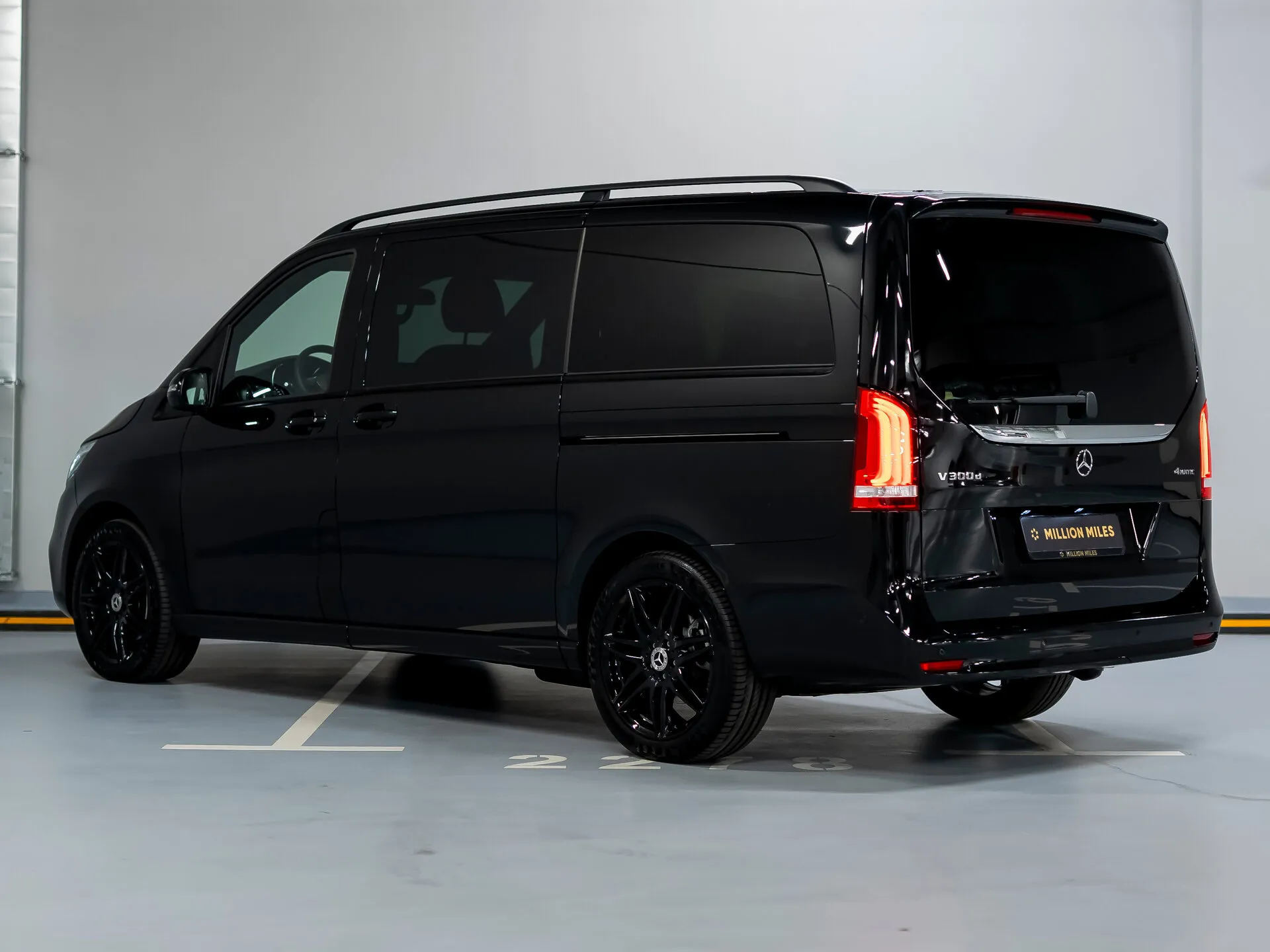 Mercedes-Benz V-Класс, Iii (W447) Рестайлинг 2023 фото 2