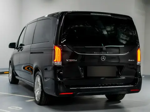 Mercedes-Benz V-Класс 300, Iii (W447) Рестайлинг 2 2024 — миниатюра 7