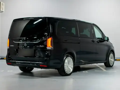 Mercedes-Benz V-Класс 300, Iii (W447) Рестайлинг 2 2024 — миниатюра 10