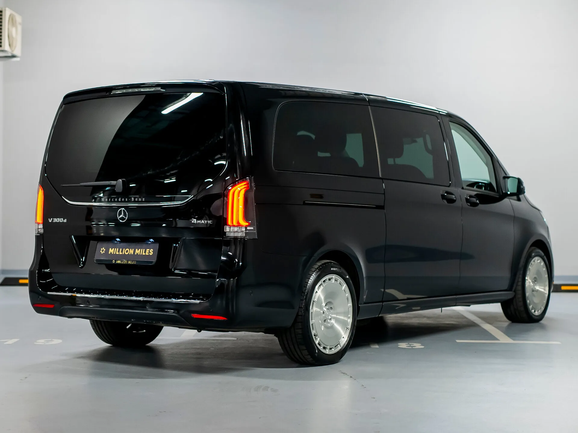 Mercedes-Benz V-Класс 300, Iii (W447) Рестайлинг 2 2024 фото 10