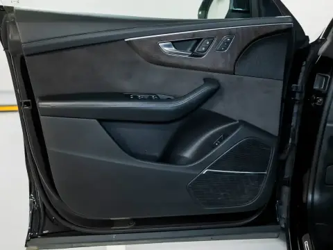 Audi Q8, I (4M) 2019 — миниатюра 3