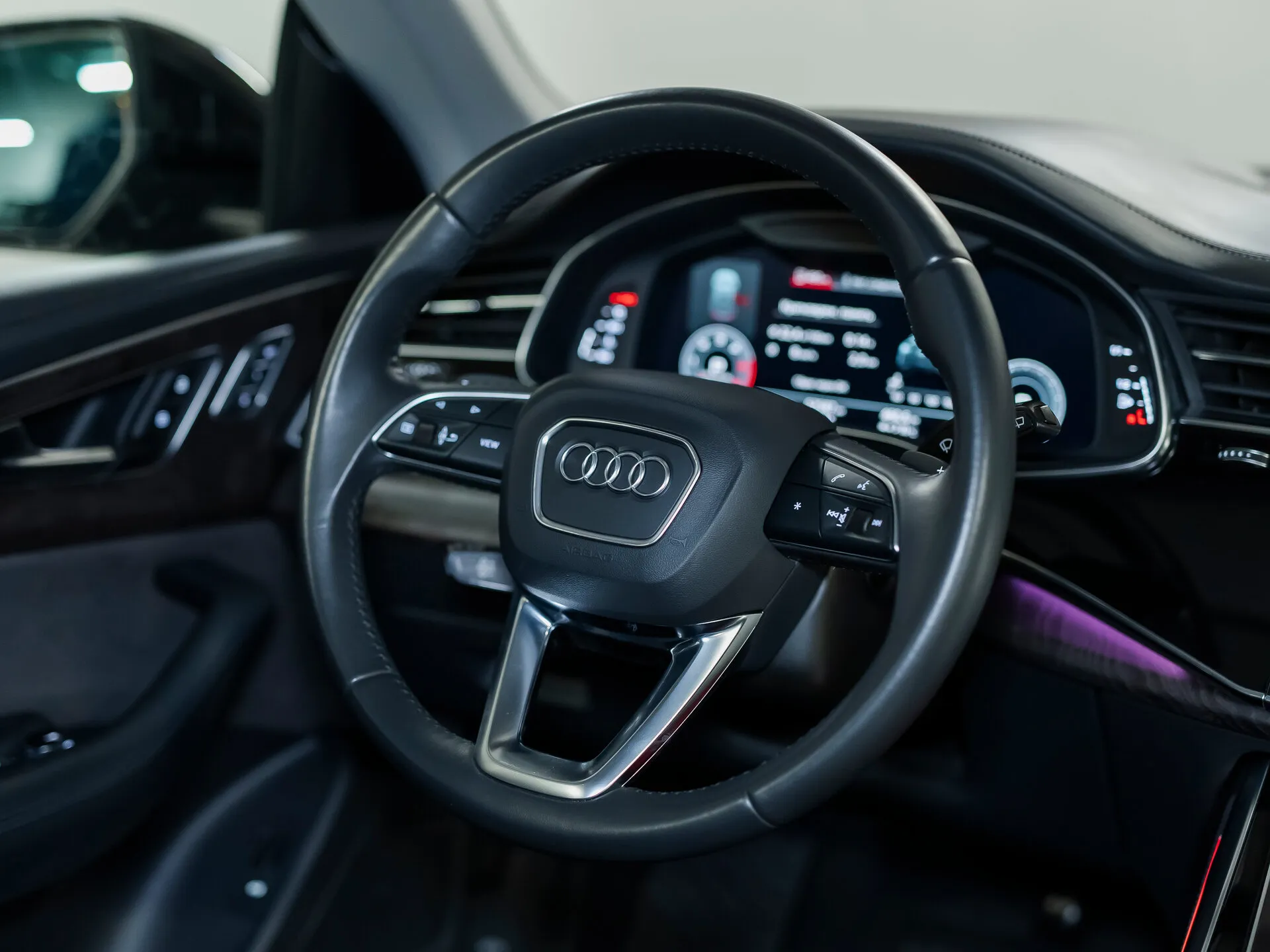 Audi Q8, I (4M) 2019 фото 5