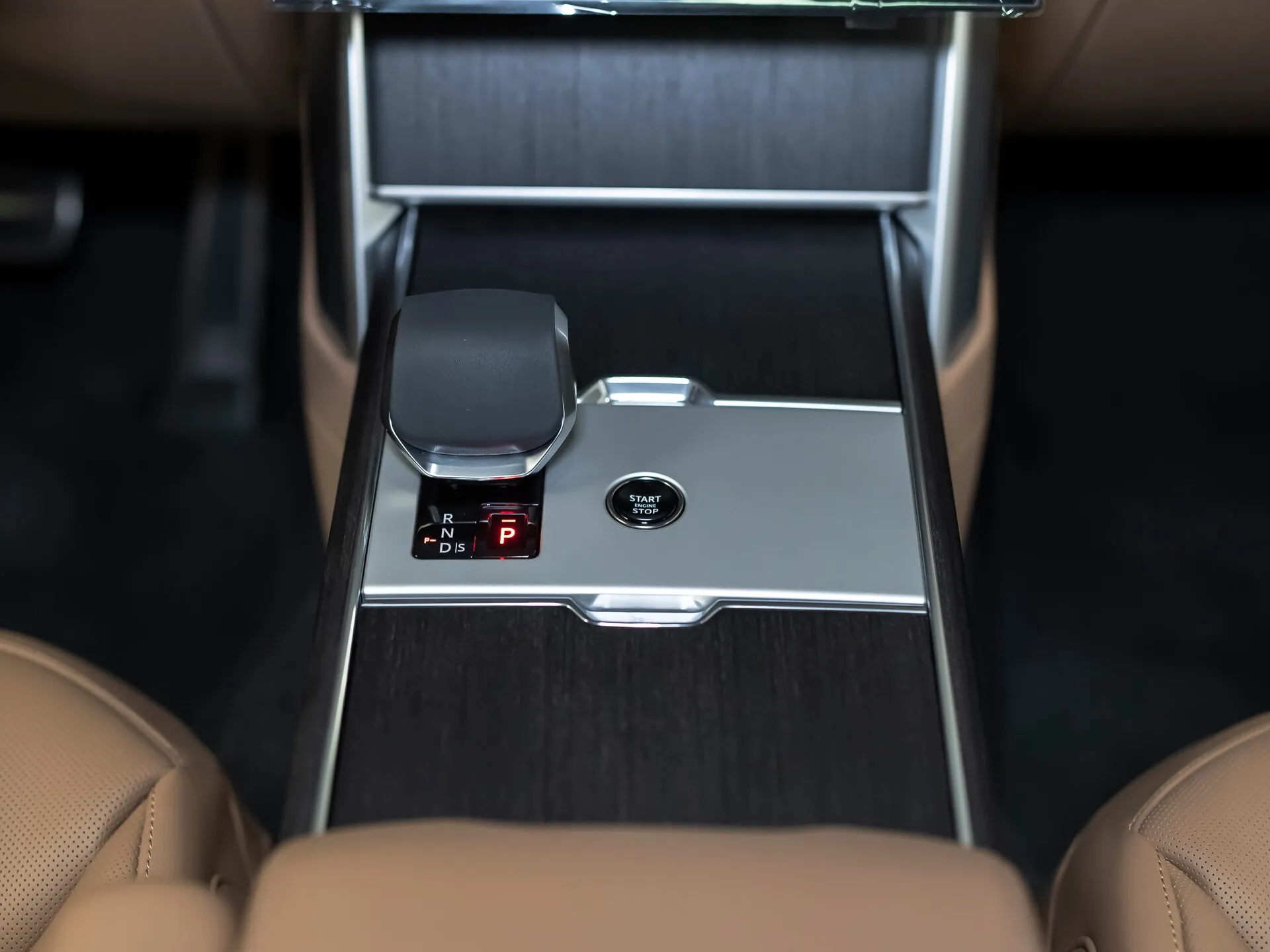 Land Rover Range Rover, V 2025 фото 4