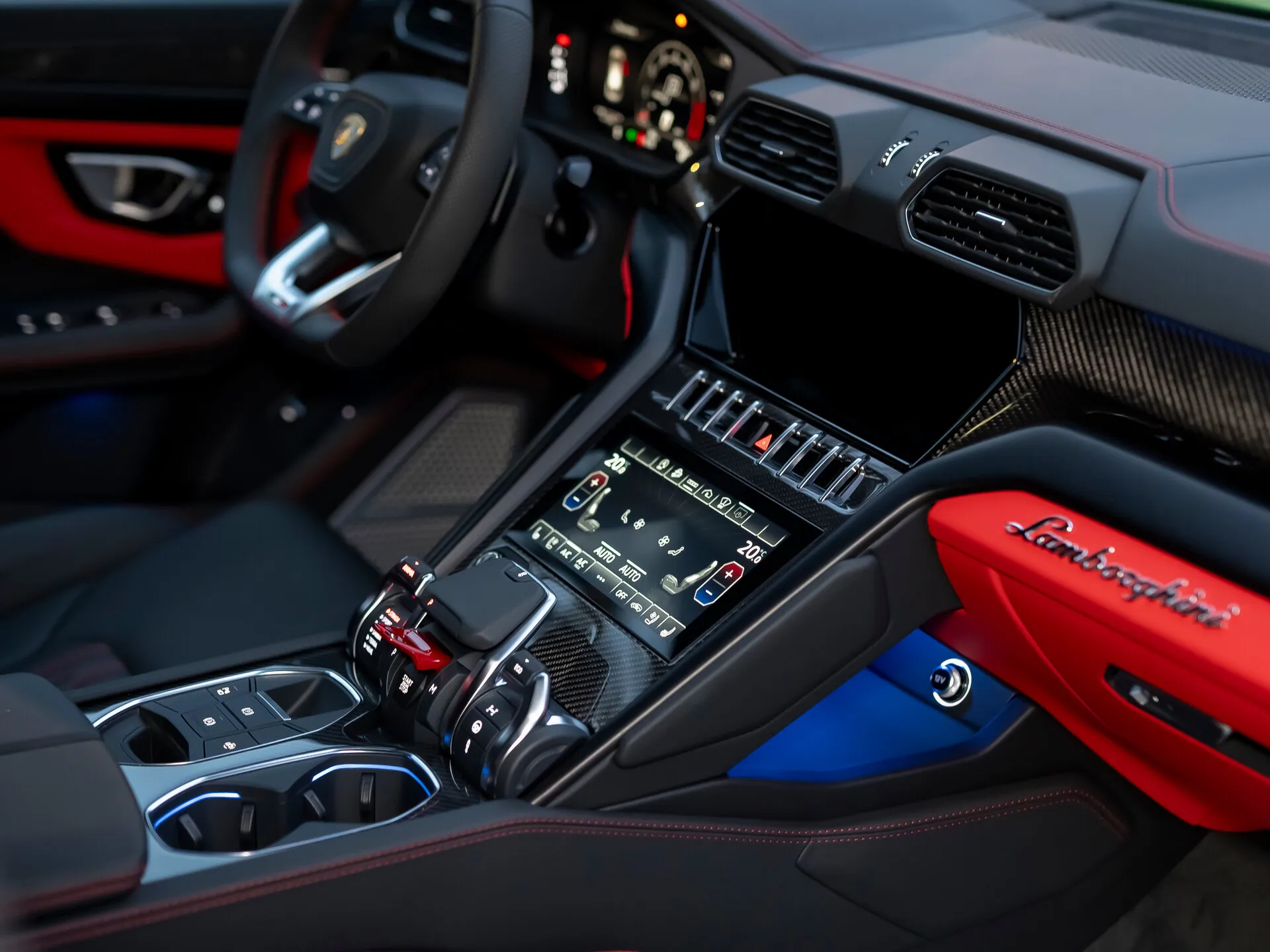 Lamborghini Urus, I Рестайлинг 2024 фото 3