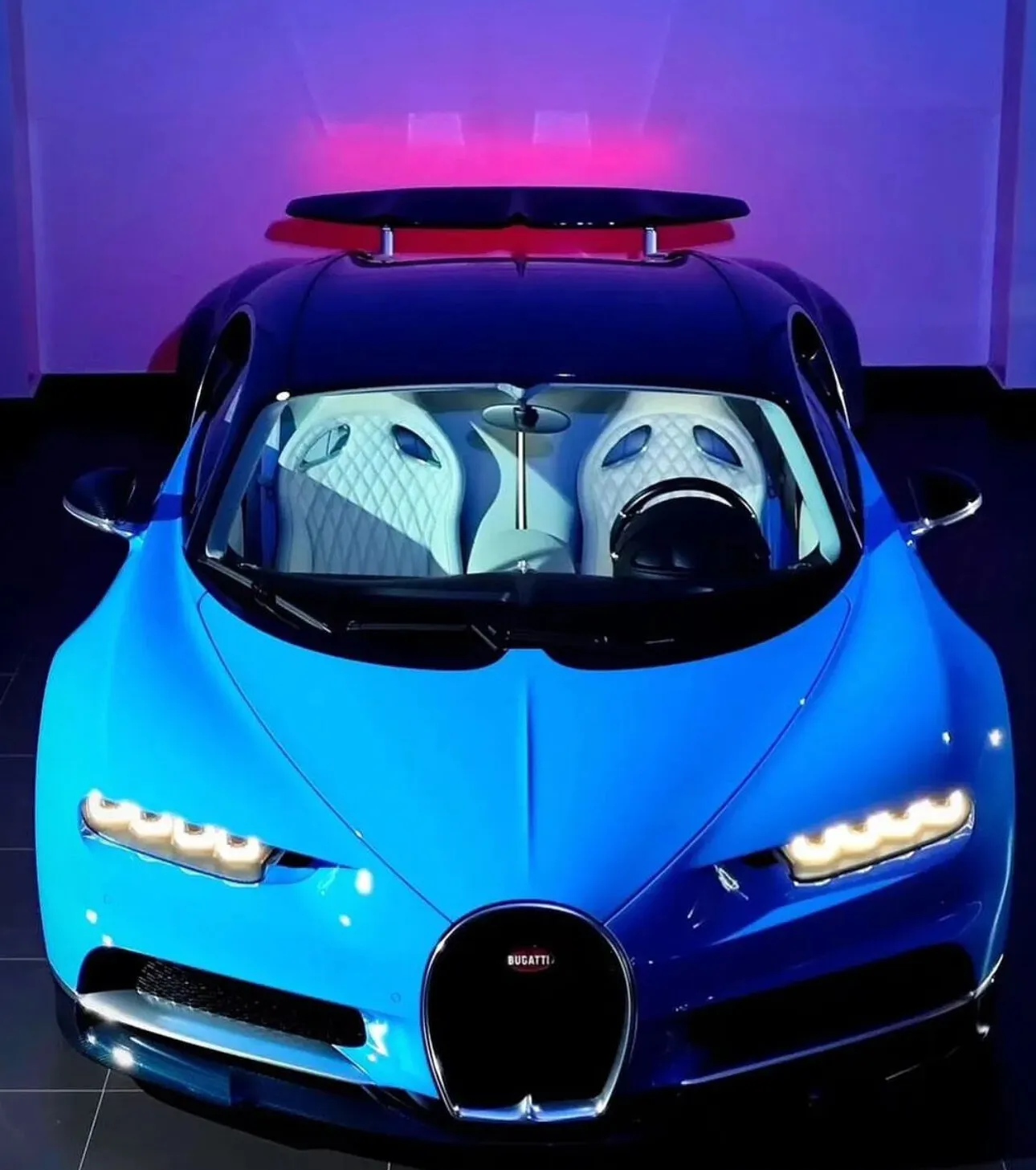 Bugatti Chiron, I 2023 фото 5
