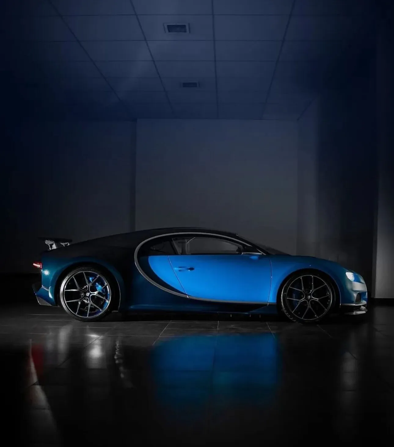 Bugatti Chiron, I 2023 фото 6