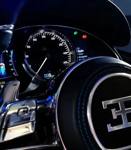 Bugatti Chiron, I 2023 — миниатюра 8