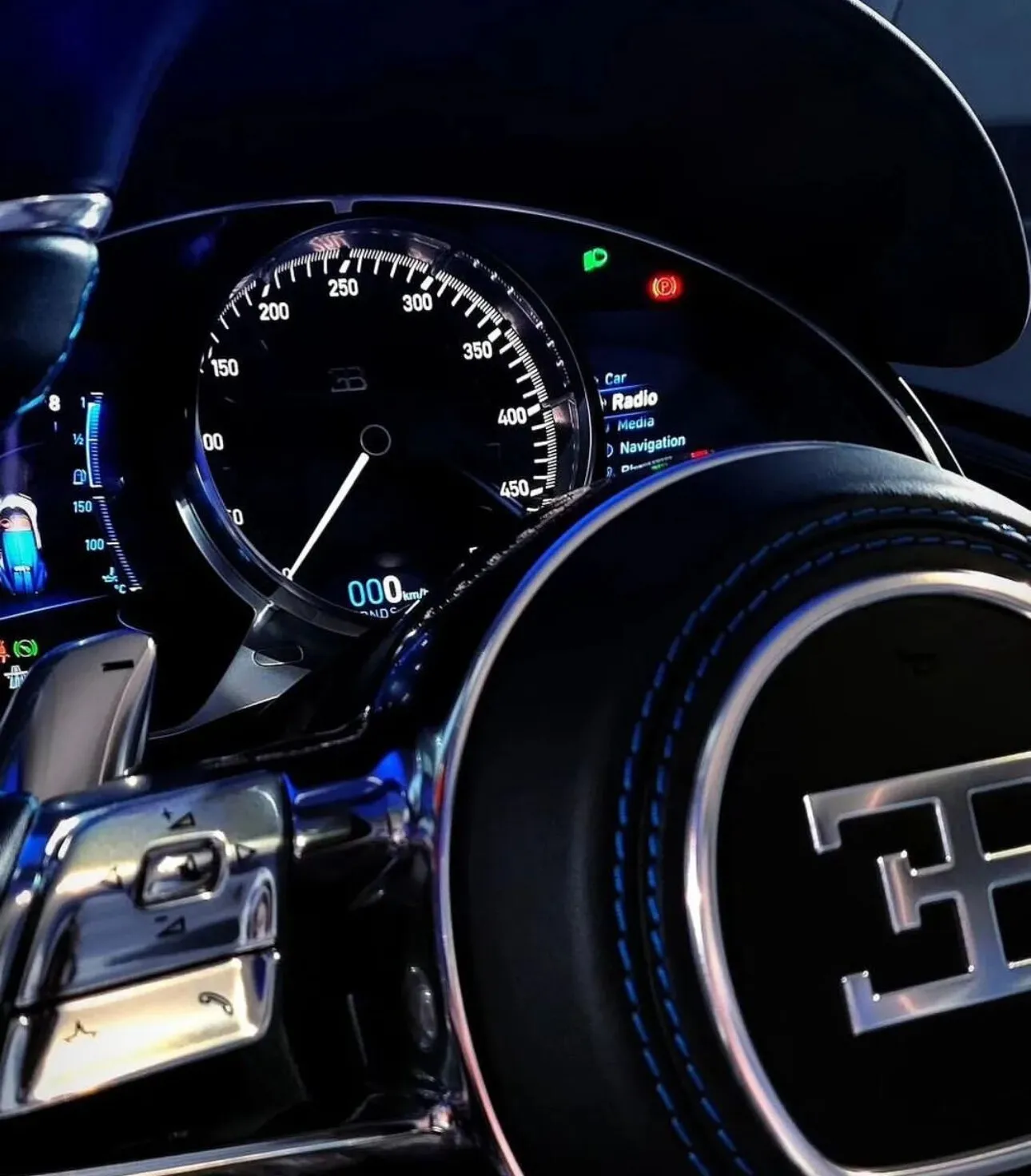 Bugatti Chiron, I 2023 фото 9