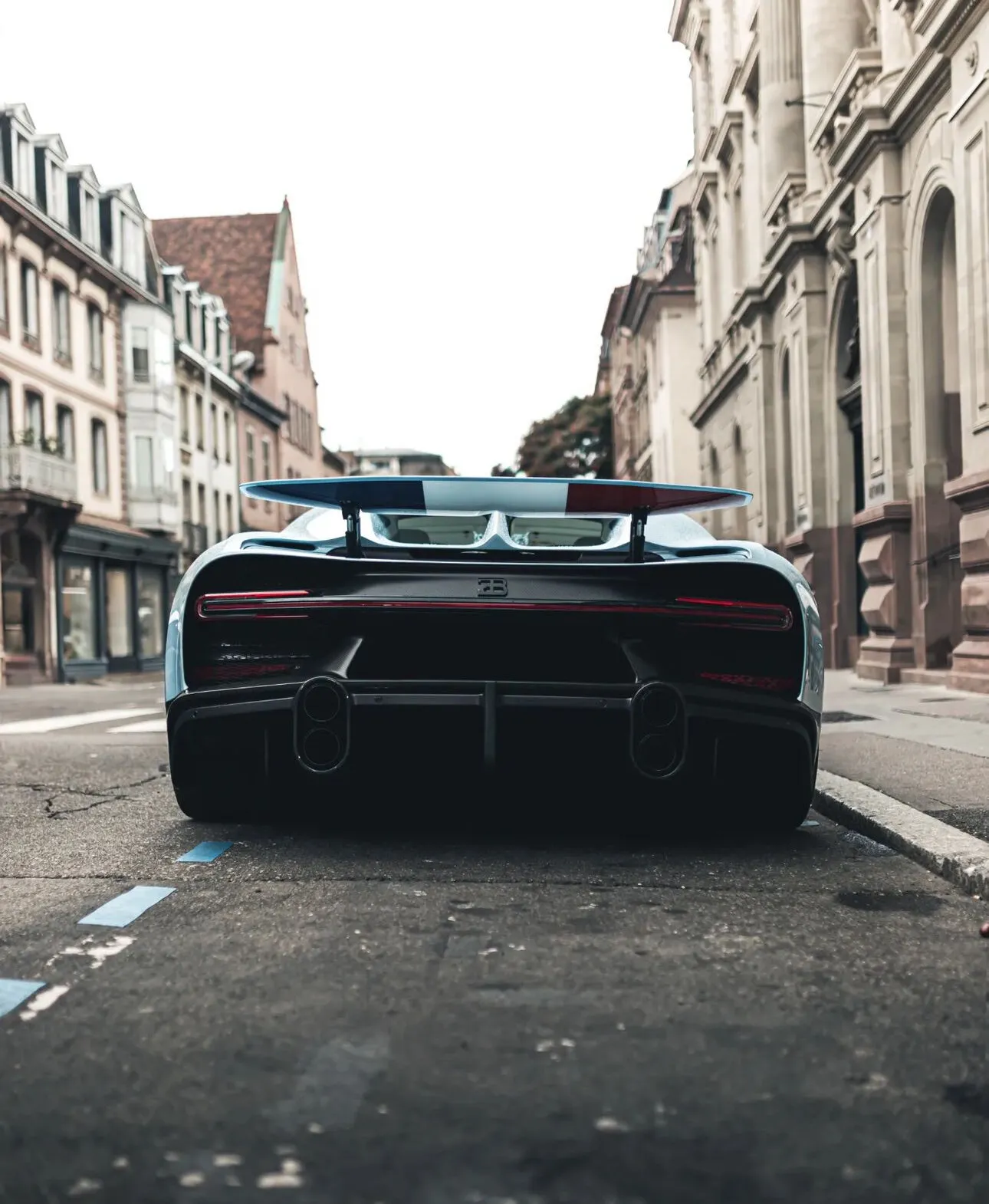Bugatti Chiron, I 2023 фото 5
