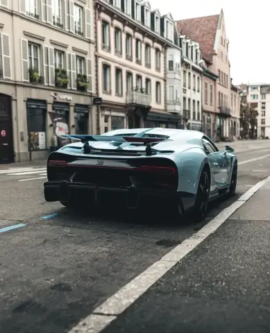 Bugatti Chiron, I 2023 — миниатюра 7