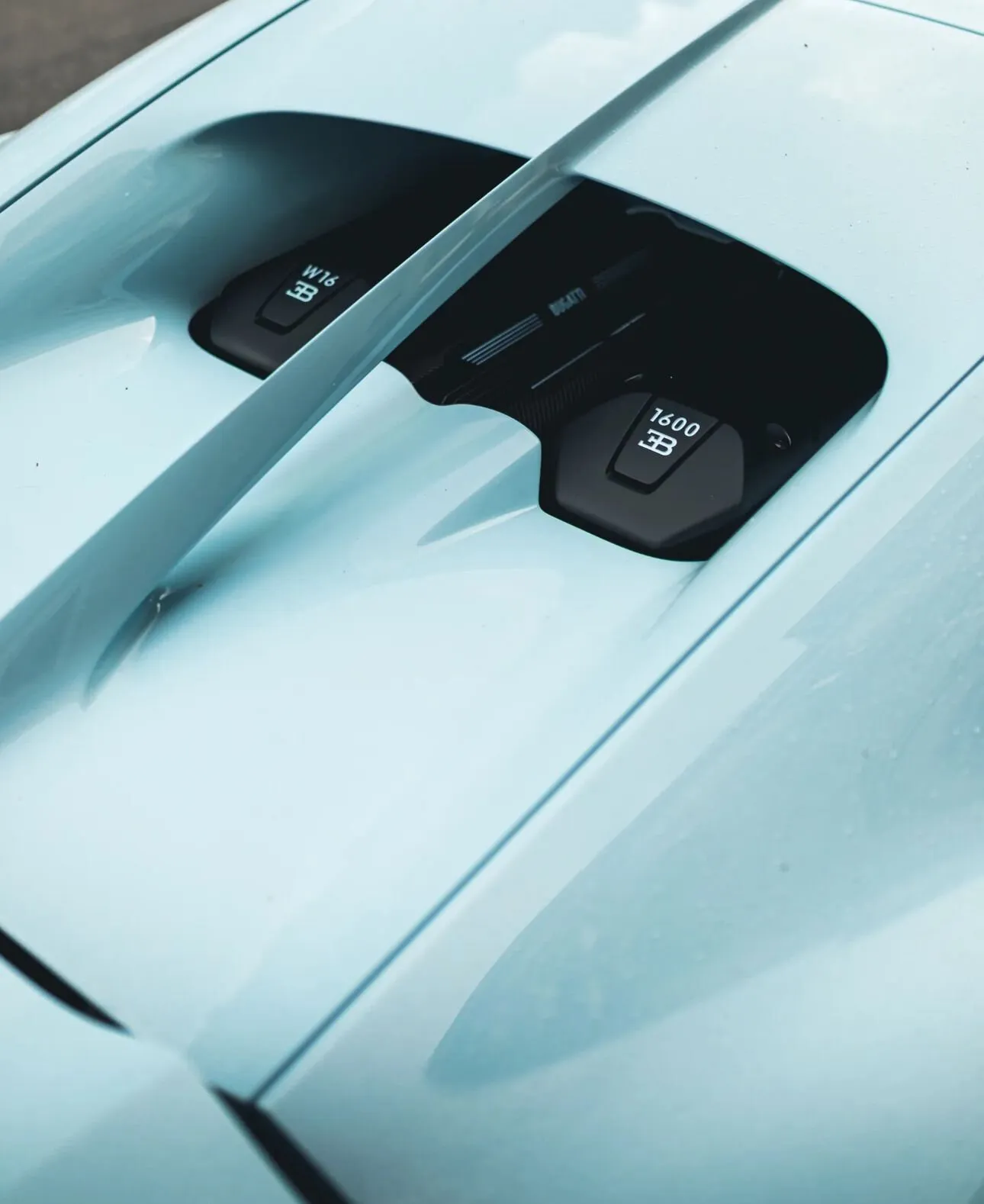Bugatti Chiron, I 2023 фото 9