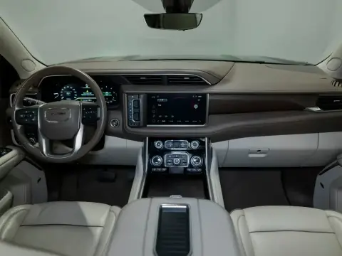 GMC Yukon, V 2022 — миниатюра 5