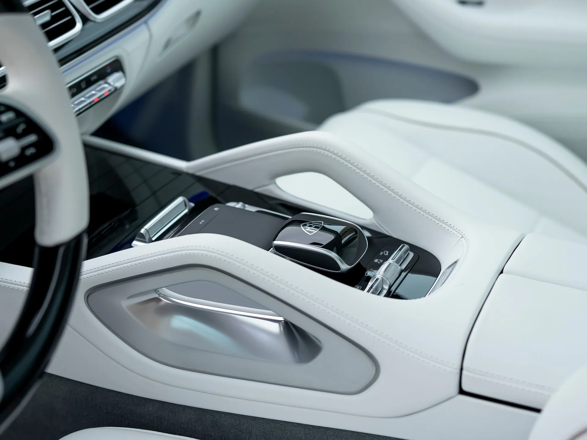 Mercedes-Benz MAYBACH GLS, I 2023 фото 2