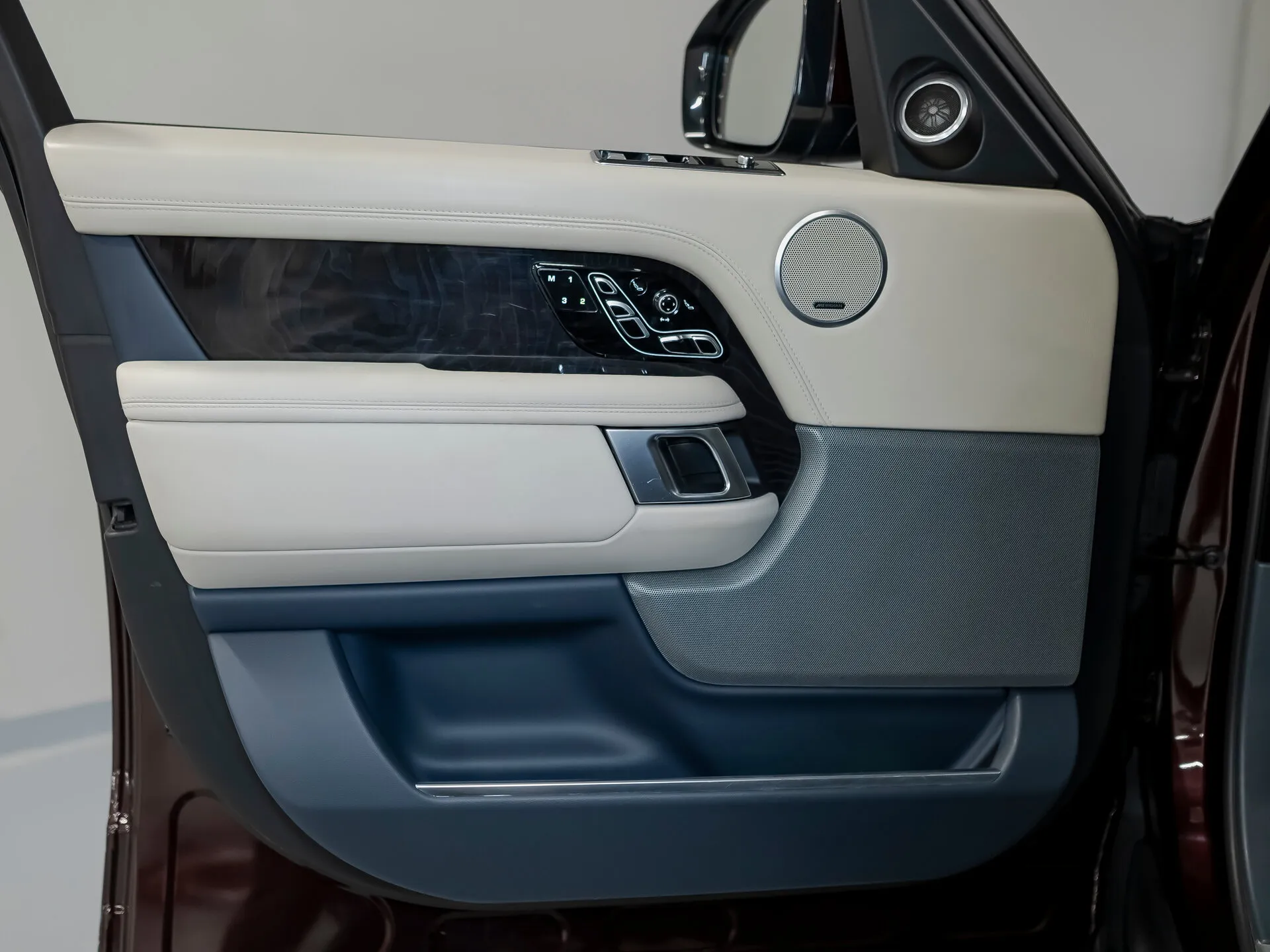 Land Rover Range Rover, Iv Рестайлинг 2018 фото 3