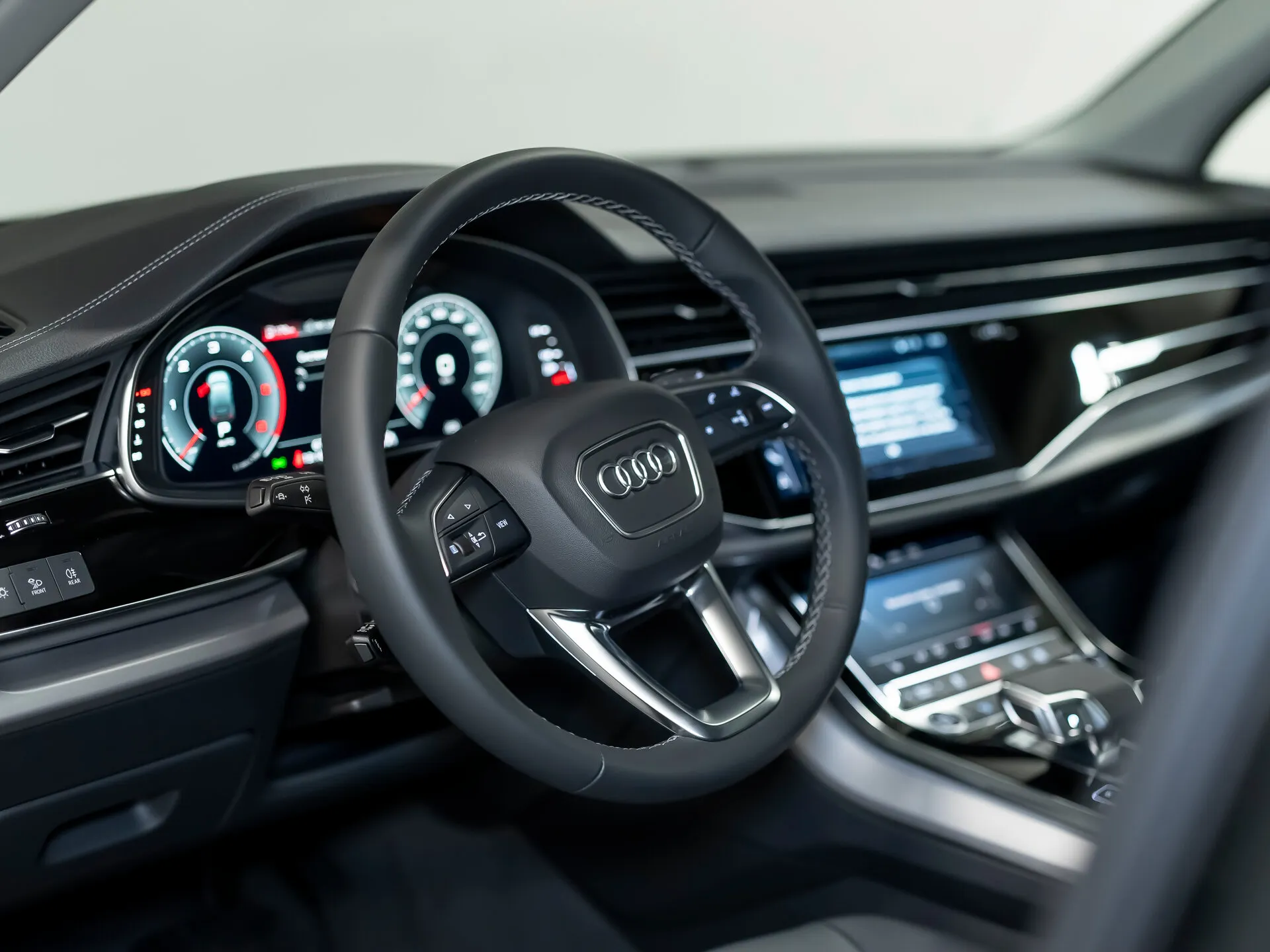 Audi Q7, Ii (4M) Рестайлинг 2 2024 фото 4