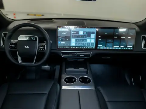 Li Auto L9, I Рестайлинг 2024 — миниатюра 10