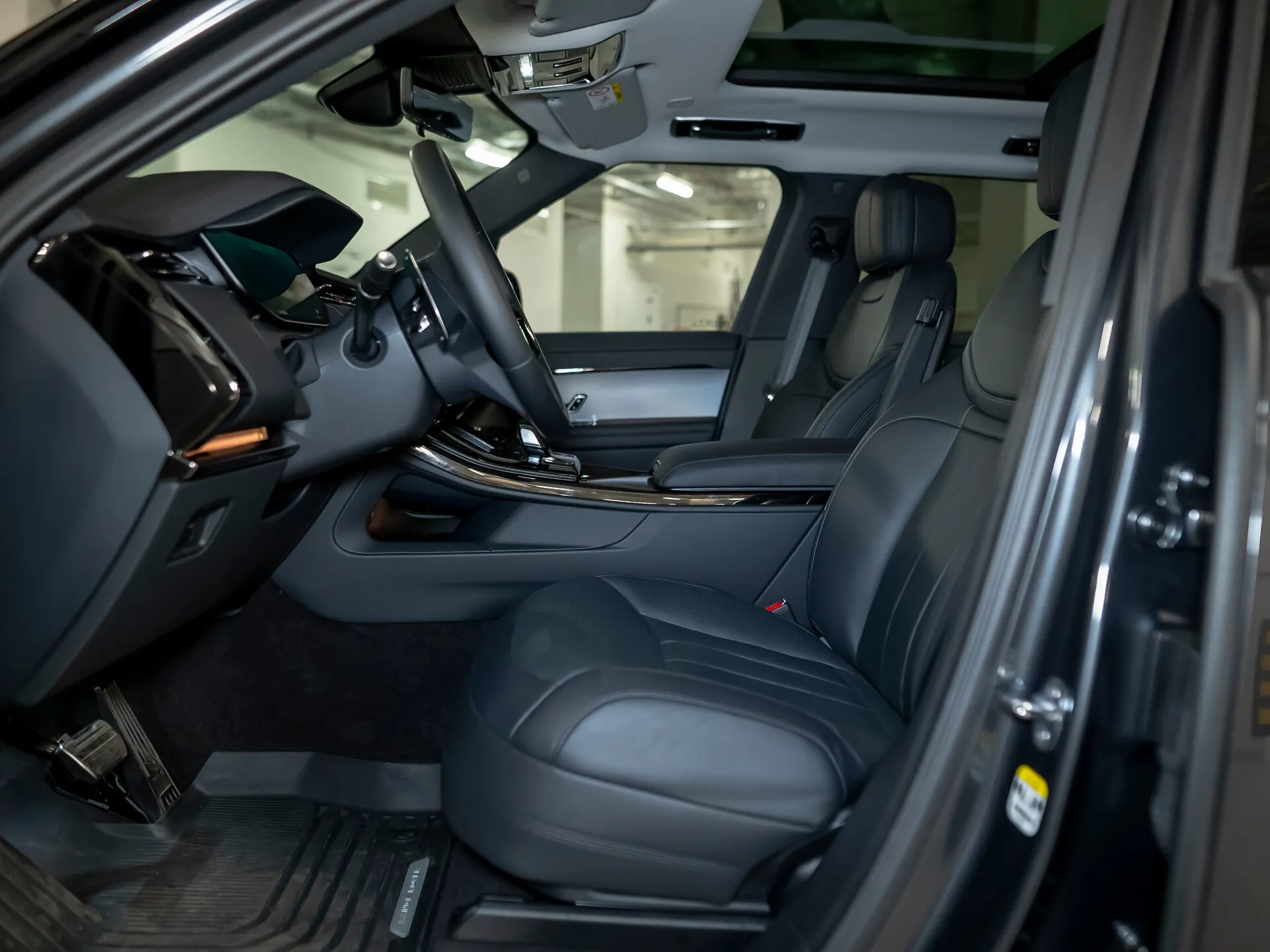 Land Rover Range Rover Sport, Iii 2024 фото 10