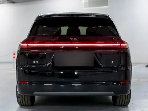 Li Auto L7, I Рестайлинг 2024 — миниатюра 9