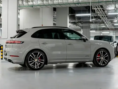Porsche Cayenne Gts, Iii Рестайлинг 2026 — миниатюра 5