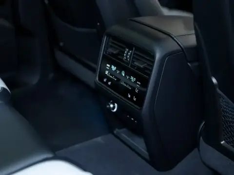 Porsche Cayenne Gts, Iii Рестайлинг 2026 — миниатюра 7