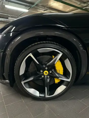 Ferrari Purosangue, I 2024